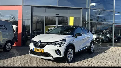 Wit Occasion 2022 Renault Captur Intens SUV | € 19.950 (Eerlijke prijs)