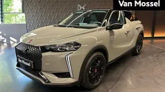 Grijs Gebruikt 2023 DS Automobiles DS3 Crossback E-Tense Performance Line Plus SUV | € 23.940 (Eerlijke prijs)