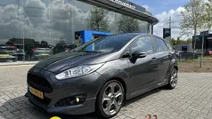 Grijs Gebruikt 2017 Ford Fiesta ST-Line X Hatchback | € 9.945 (Eerlijke prijs)