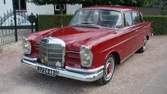 Mercedes W111