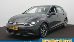 Gebruikt 2021 VW Golf VIII Style Hatchback | € 22.900 (Eerlijke prijs)