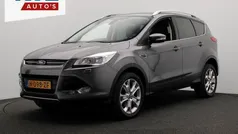 Grijs, metallic lak Gebruikt 2013 Ford Kuga Titanium SUV | € 8.445 (Eerlijke prijs)