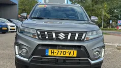 Gebruikt 2020 Suzuki Vitara Style SUV | € 17.950 (Eerlijke prijs)