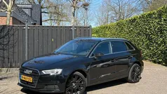 Zwart, metallic lak Gebruikt 2019 Audi A3 Sportback Design Hatchback | € 15.990 (Eerlijke prijs)
