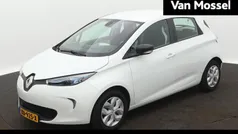 Blanc glacier 369 Gebruikt 2019 Renault Zoe Life Hatchback | € 11.440 (Eerlijke prijs)