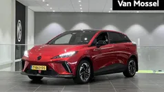 Gebruikt 2023 MG MG4 EV Luxury Hatchback | € 23.495 (Eerlijke prijs)