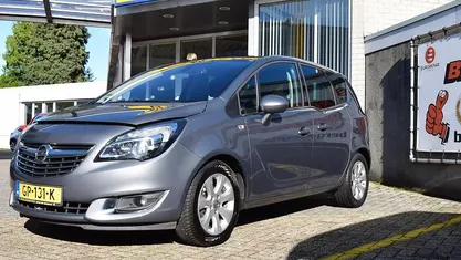 Grijs Occasion 2015 Opel Meriva Cosmo MPV | € 6.950 (Eerlijke prijs)
