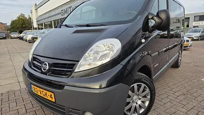 Zwart Gebruikt 2007 Nissan Primastar MPV | € 4.950 (Eerlijke prijs)