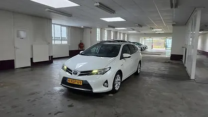 Occasion 2014 Toyota Auris Touring Sports Stationwagen | € 8.250 (Eerlijke prijs)
