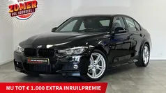Zwart Gebruikt 2018 BMW 320 M Sport Sedan | € 21.195 (Eerlijke prijs)