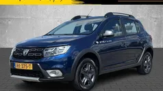 Blauw Gebruikt 2017 Dacia Sandero Stepway Hatchback | € 9.950 (Eerlijke prijs)