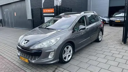 Occasion Peugeot 308 150 PK (110 kW) 2008 Grijs, metallic lak Hatchback