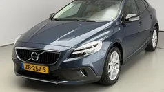 Blauw Gebruikt 2019 Volvo V40 CC Stationwagen | € 19.900 (Goede deal)