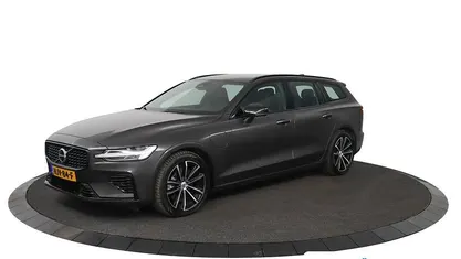Occasion 2025 Volvo V60 Plus Stationwagen | € 43.895 (Eerlijke prijs)