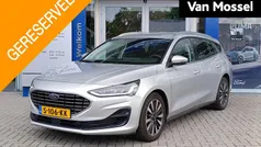 Grijs Gebruikt 2023 Ford Focus Titanium X Stationwagen | € 26.440 (Eerlijke prijs)