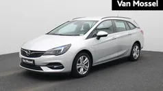 Grijs Gebruikt 2021 Opel Astra Edition Stationwagen | € 14.900 (Eerlijke prijs)