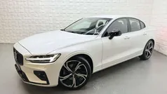 Wit, metallic lak Gebruikt 2023 Volvo S60 Ultimate Sedan | € 34.999 (Goede deal)
