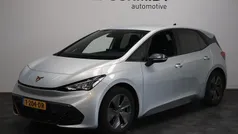 Grijs Gebruikt 2023 Cupra Born Hatchback | € 24.995 (Eerlijke prijs)