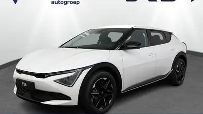 Nieuw Kia EV6 Light 11 kW (15 PK) 2025 Wit SUV