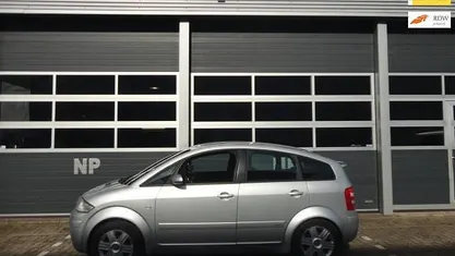 Grijs Gebruikt 2004 Audi A2 Proline Hatchback | € 3.500 (Iets duurder)