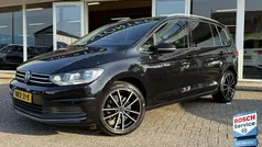 Zwart Gebruikt 2021 VW Touran Comfortline MPV | € 29.500 (Eerlijke prijs)
