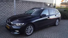 Gebruikt 2022 BMW 318 Comfort Edition Stationwagen | € 28.650 (Goede deal)
