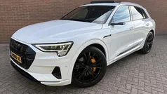 Wit Gebruikt 2020 Audi e-tron S-Line SUV | € 36.900 (Eerlijke prijs)
