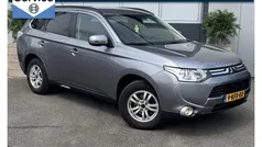 Grijs Gebruikt 2013 Mitsubishi Outlander Intense SUV | € 9.550 (Goede deal)