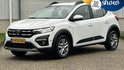 Gebruikt 2022 Dacia Sandero Comfort Hatchback | € 14.935 (Eerlijke prijs)