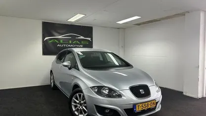 Grijs Occasion 2009 Seat Leon Style Hatchback | € 3.995 (Eerlijke prijs)