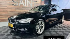 Zwart, metallic lak Gebruikt 2012 BMW 328 Executive Sedan | € 11.999 (Eerlijke prijs)