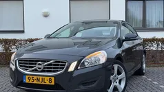 Grijs Gebruikt 2010 Volvo S60 Sedan | € 4.995 (Eerlijke prijs)