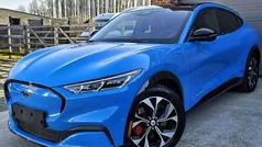 Blauw Gebruikt 2023 Ford Mustang Premium Sedan | € 43.990 (Eerlijke prijs)