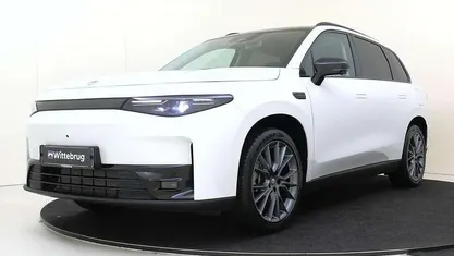 Wit (metallic) Gebruikt 2025 Leapmotor C10 SUV | € 33.925 (Super prijs)