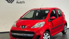 Rood Gebruikt 2011 Peugeot 107 Hatchback | € 2.250 (Eerlijke prijs)