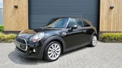 Zwart Gebruikt 2016 Mini ONE Business Hatchback | € 11.450 (Eerlijke prijs)