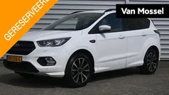 Wit Gebruikt 2017 Ford Kuga ST-Line SUV | € 15.895 (Eerlijke prijs)
