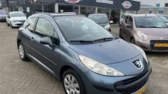 Blauw Gebruikt 2006 Peugeot 207 Hatchback | € 2.199 (Eerlijke prijs)