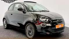 Zwart Gebruikt 2022 Fiat 500e Icon Cabriolet | € 21.000 (Eerlijke prijs)