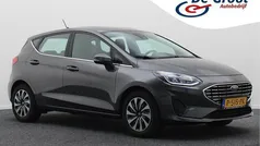 Grijs Gebruikt 2022 Ford Fiesta Titanium Hatchback | € 16.950 (Goede deal)