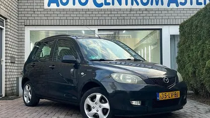 Occasion 2003 Mazda 2 Sportive MPV | € 1.999 (Eerlijke prijs)