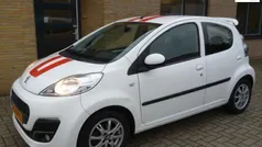Wit Gebruikt 2013 Peugeot 107 Active Hatchback | € 2.400 (Goede deal)