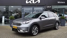 Grijs Gebruikt 2017 Kia Niro SUV | € 18.395 (Eerlijke prijs)