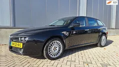 Zwart Gebruikt 2006 Alfa Romeo 159 Distinctive Stationwagen | € 4.950 (Super prijs)