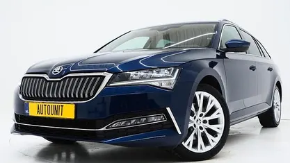 Occasion 2021 Skoda Superb Style Stationwagen | € 24.840 (Goede deal)