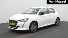 Wit Gebruikt 2022 Peugeot 208 Active Hatchback | € 16.935 (Eerlijke prijs)
