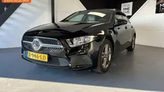 Zwart Gebruikt 2018 Mercedes A220 Premium Hatchback | € 23.900 (Eerlijke prijs)