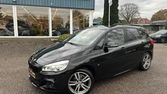 Zwart Gebruikt 2017 BMW 218 Executive Stationwagen | € 14.995 (Eerlijke prijs)