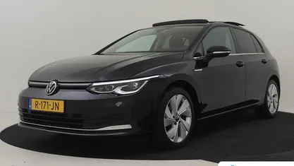 Occasion 2023 VW Golf VIII Style Hatchback | € 24.895 (Super prijs)