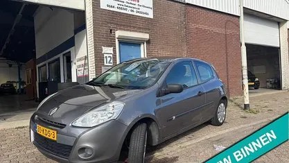 Occasion Renault Clio II 75 PK (55 kW) 2009 Hatchback